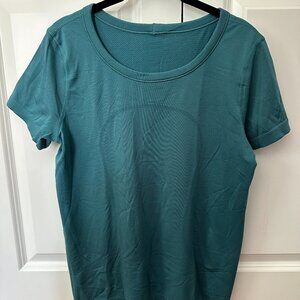 Lululemon Swiftly Tech Short Sleeve - Size 12 - Turquoise
